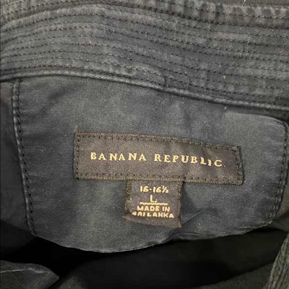 2 Banana Republic Blue and White Casual Button Down Shirt and Navy Shirt - Picture 5 of 15